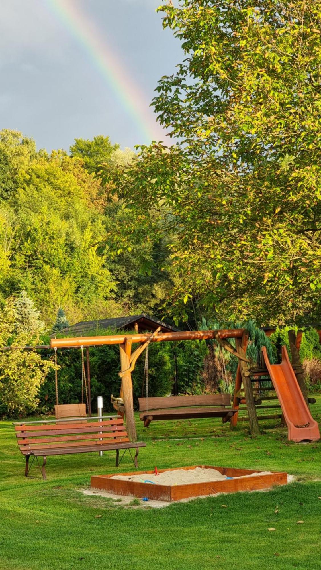 Pokoje Goscinne "Adam" Ustroń Exterior foto